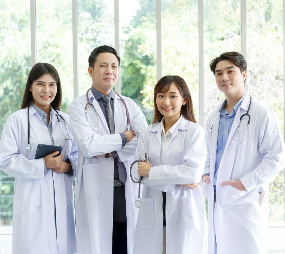 Perennial Wellness’ Panel of Doctors and Specialists